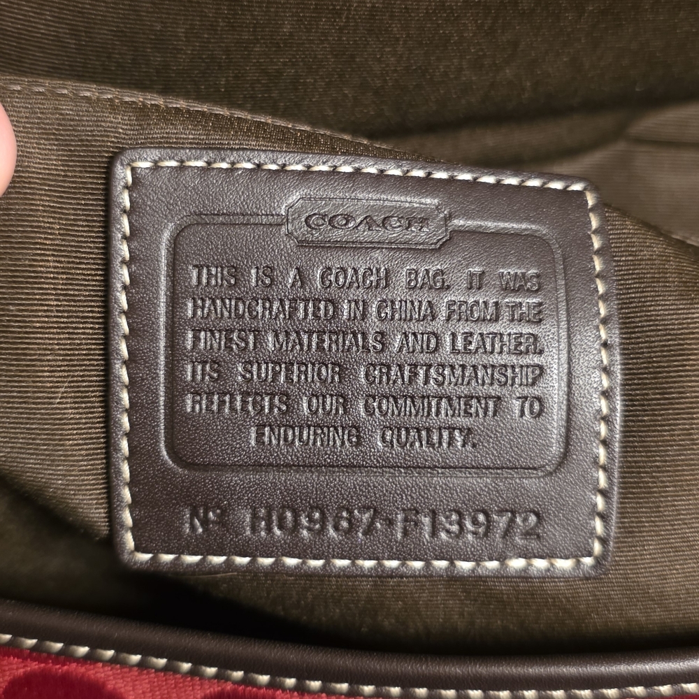 Coach Y2K Hampton Cherry Red Signature C Shoulder Bag F13972 - Picture 5 of 8